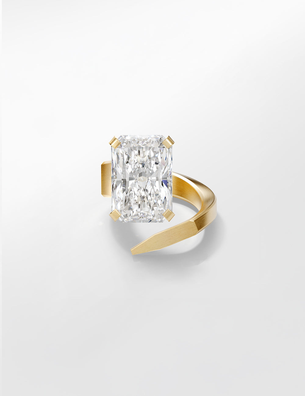 Ciufoli One sculptural asymmetric yellow gold ring with diamond front view