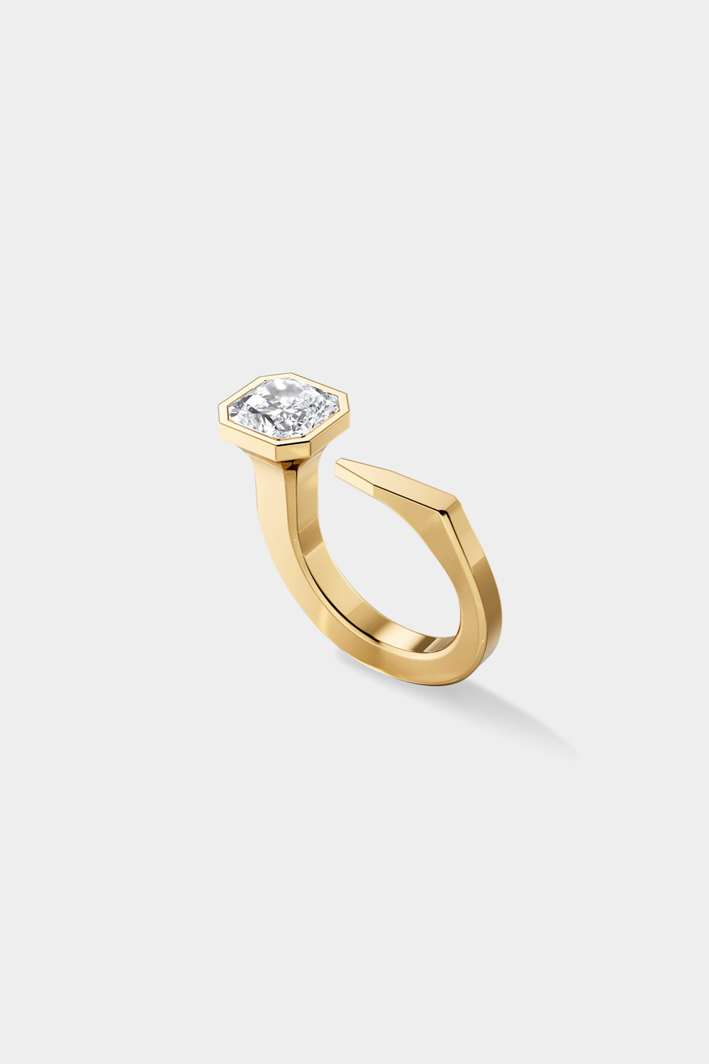 Ciufoli One sculptural yellow gold pin ring with diamond side view