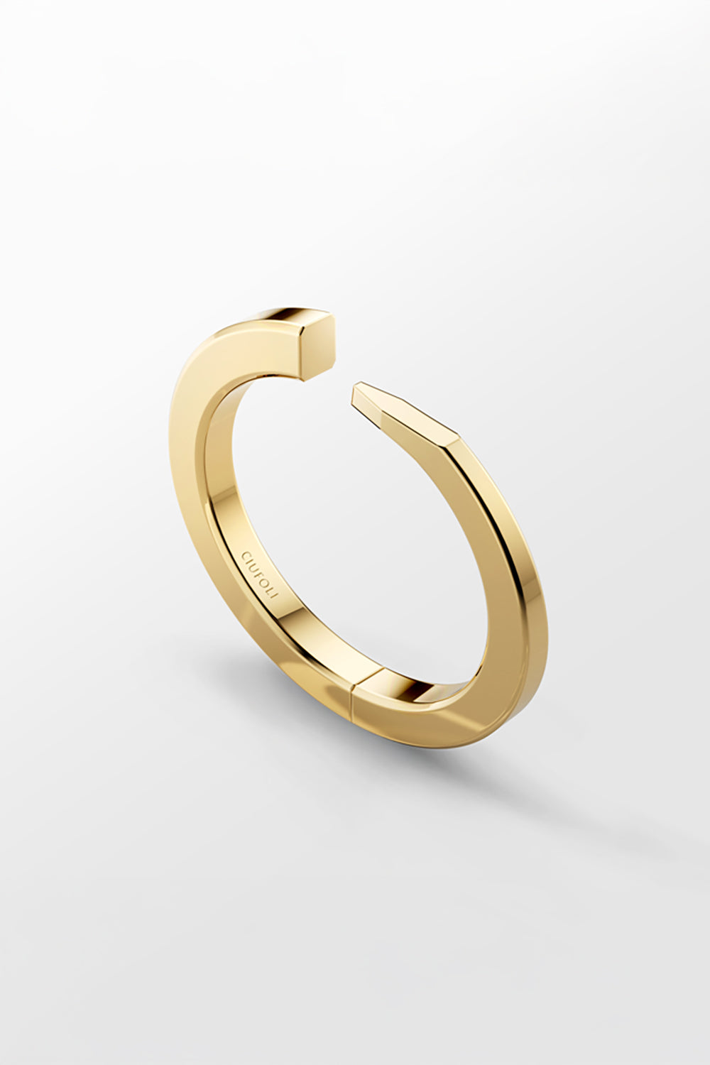 Ciufoli One sculptural yellow gold cuff bracelet