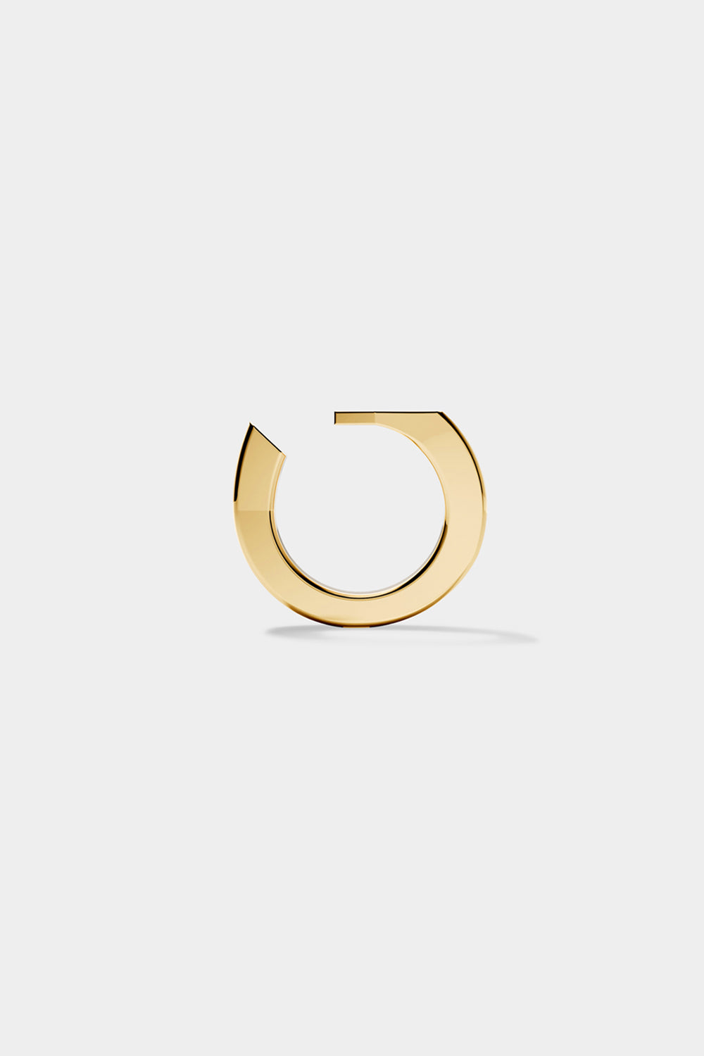 Ciufoli One sculptural yellow gold ring front view