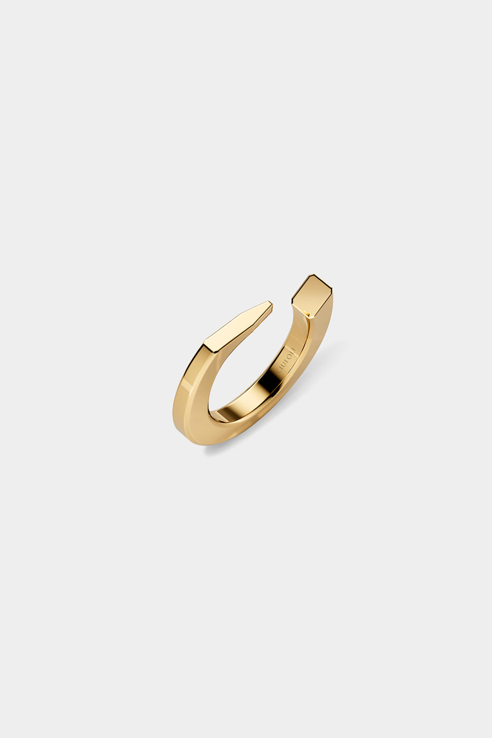 Ciufoli One sculptural yellow gold ring top view