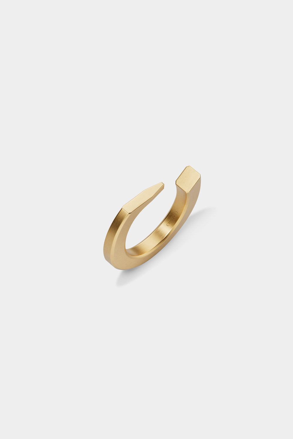 Ciufoli One sculptural yellow gold ring top view